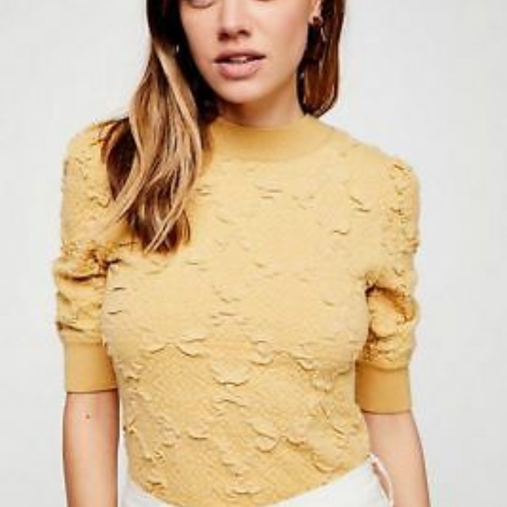 Free People NWT Size Small Gorgeous Textured Top NEW Sun Yellow